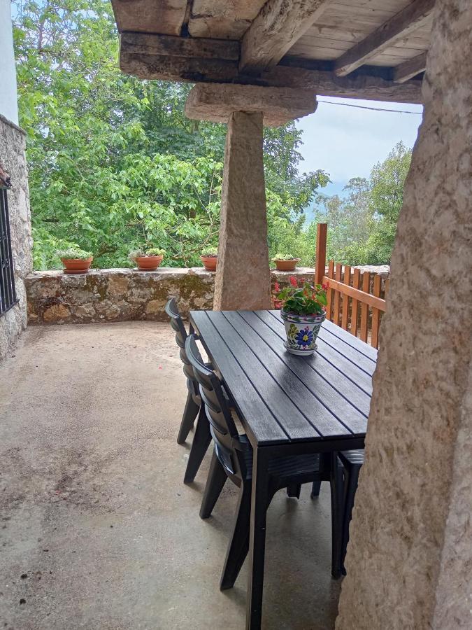 Casa La Cruz A 2Km De Onís Kültér fotó